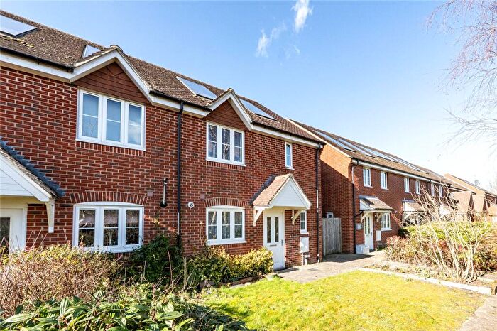 3 Bedroom Semi-Detached House For Sale In Cossicle Mead, Blewbury, Didcot, Oxfordshire, OX11