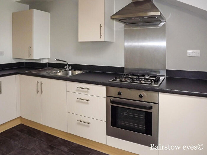 1 Bedroom Apartment To Rent In Broomhall Road, Sanderstead, CR2