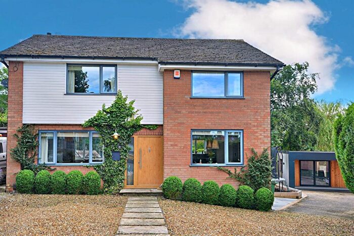 3 Bedroom Detached House For Sale In Bankside Close, Marple Bridge, SK6