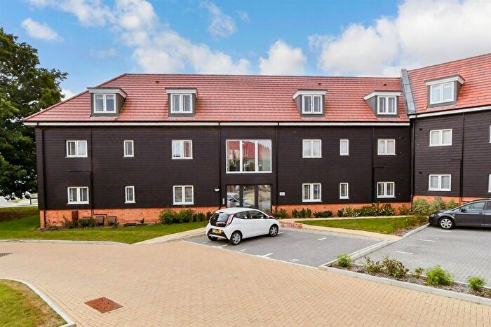 1 Bedroom Apartment To Rent In Fontwell, BN18