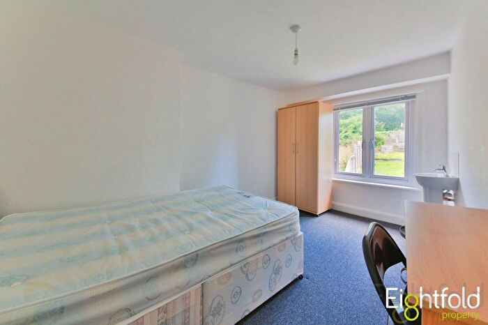 6 Bedroom Terraced House For Sale In Coombe Road, Brighton, BN2