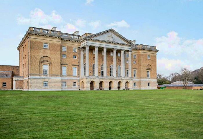 3 Bedroom Apartment To Rent In Thorndon Hall, Thorndon Park, Brentwood, Essex, CM13