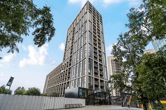 2 Bedroom Apartment For Sale In Vita Apartments, , Caithness Walk, Croydon, CR0