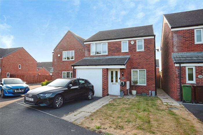 3 Bedroom Detached House For Sale In Cherry Avenue, Radcliffe, Manchester, Greater Manchester, M26