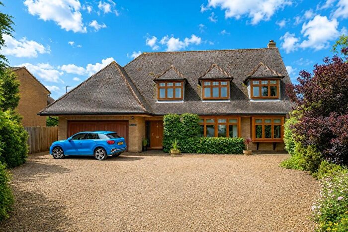 4 Bedroom Detached House For Sale In Cliff Road, Felixstowe, IP11
