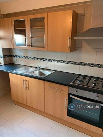 1 Bedroom Flat To Rent In Kings Road, London, E6