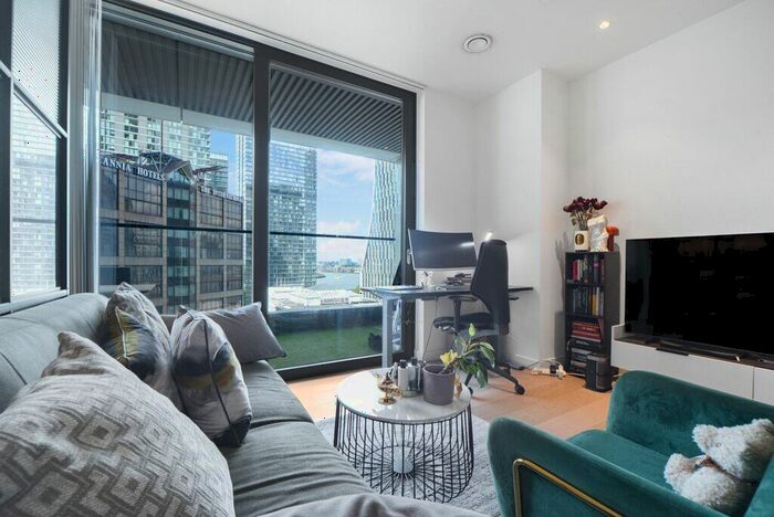 Apartment To Rent In Bagshaw Building, E14