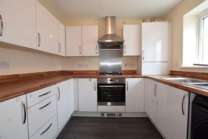 3 Bedroom Detached House To Rent In Collerne Street, Harold Hill, RM3