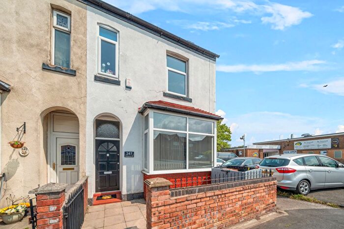 3 Bedroom End Of Terrace House For Sale In Wargrave Road, Newton-Le-Willows, WA12