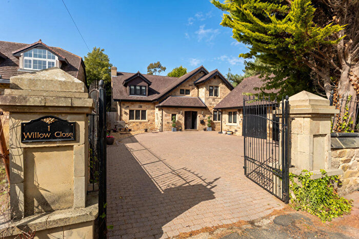 4 Bedroom Detached House For Sale In Willow Close, Whaggs Lane, Whickham, Newcastle Upon Tyne, NE16
