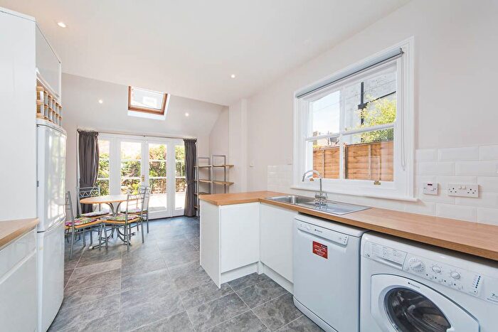 4 Bedroom Detached House To Rent In Edgarley Terrace, Fulham, SW6