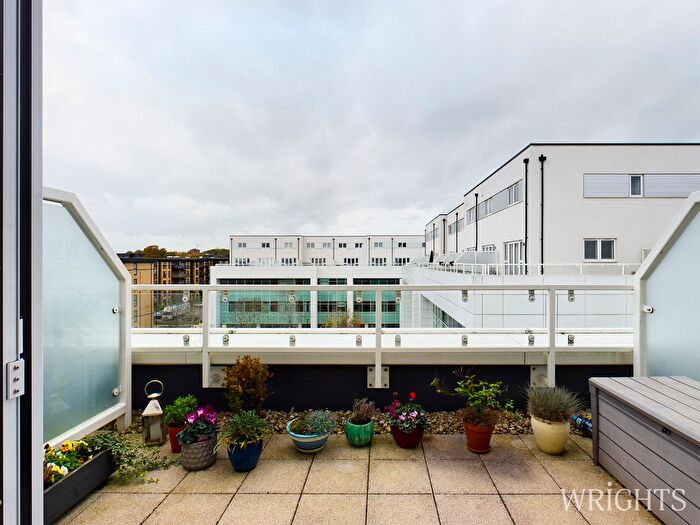 2 Bedroom Flat To Rent In Bessemer Road, Welwyn Garden City, AL7