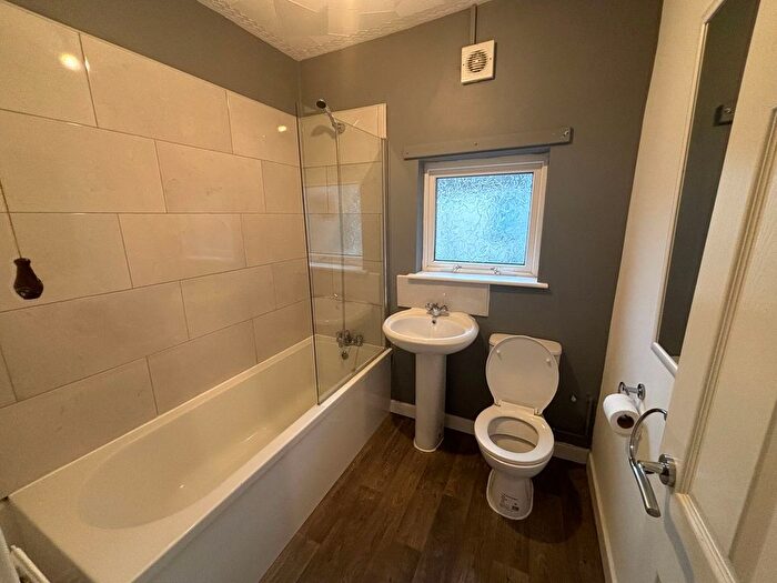 2 Bedroom Flat To Rent In Woodland Street (), Mountain Ash, CF45