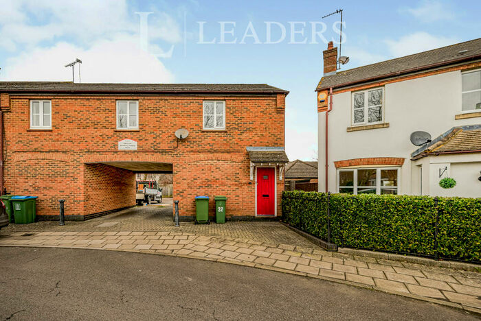 1 Bedroom Property To Rent In Woodford Close, Aylesbury, HP19