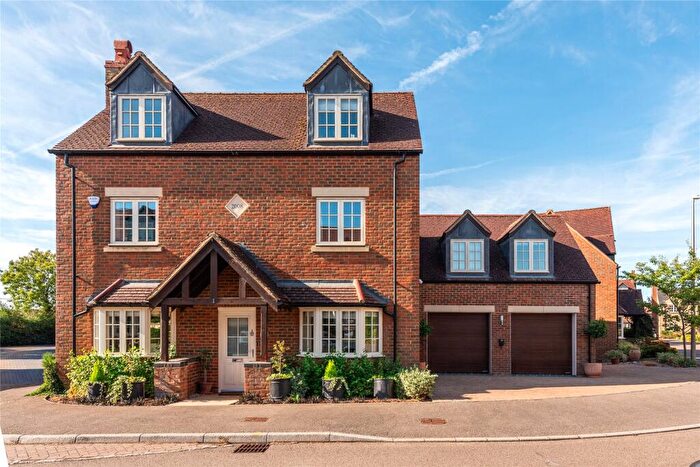 5 Bedroom Detached House For Sale In Cuckoo Hill Rise, Hanslope, Milton Keynes, Buckinghamshire, MK19