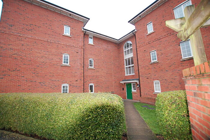 2 Bedroom Apartment To Rent In Douglas Chase Radcliffe Manchester Lancashire, M26