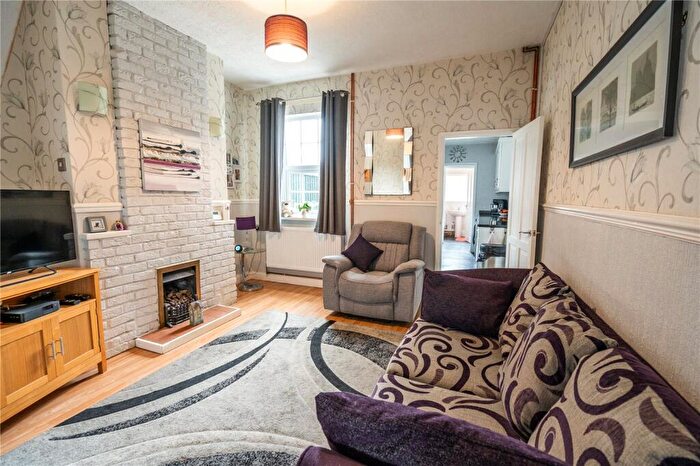 3 Bedroom Terraced House For Sale In Stanley Street, Grimsby, Lincolnshire, DN32