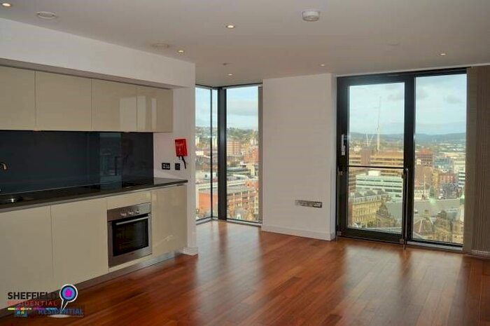 1 Bedroom Flat To Rent In St. Pauls Square, Sheffield, South Yorkshire, Uk, S1