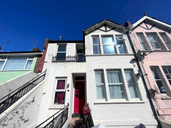 2 Bedroom Flat To Rent In Perth Road, St. Leonards-On-Sea, TN37