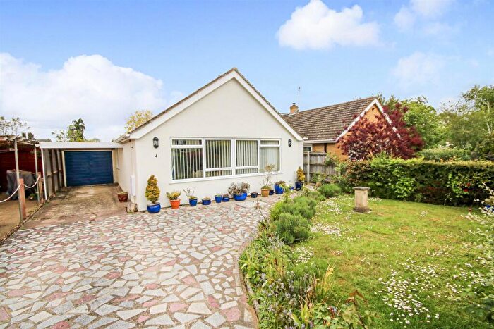 3 Bedroom Detached House For Sale In Southern Reach, Mulbarton, NR14