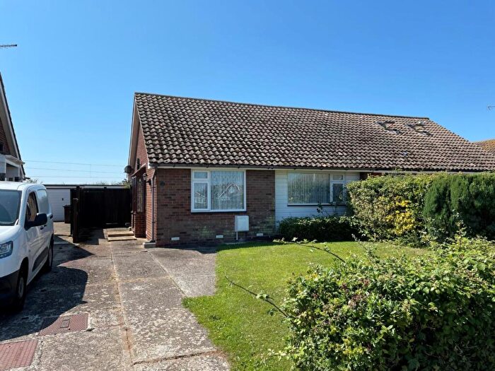 2 Bedroom Semi-Detached Bungalow For Sale In Sycamore Way, Kirby Cross, CO13