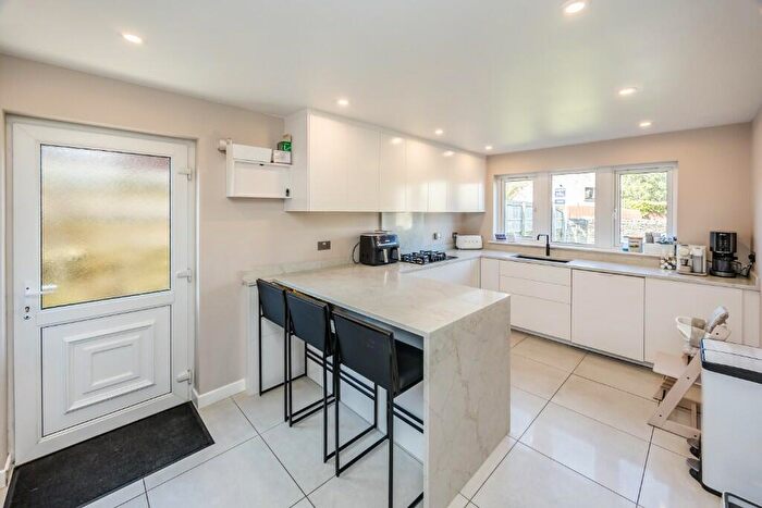 5 Bedroom Detached House For Sale In Moorcroft, Golcar, Huddersfield, HD7