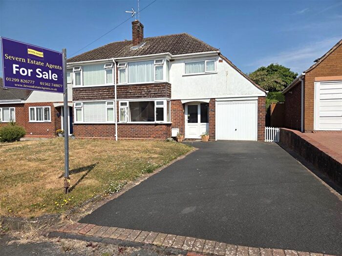 3 Bedroom Semi-Detached House For Sale In Menteith Close, Stourport-On-Severn, DY13