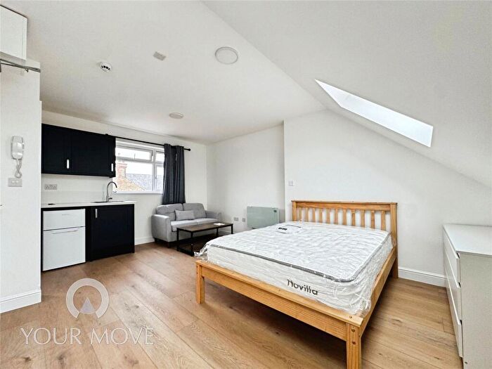 1 Bedroom End Of Terrace House To Rent In St. Albans Road, Dartford, Kent, DA1