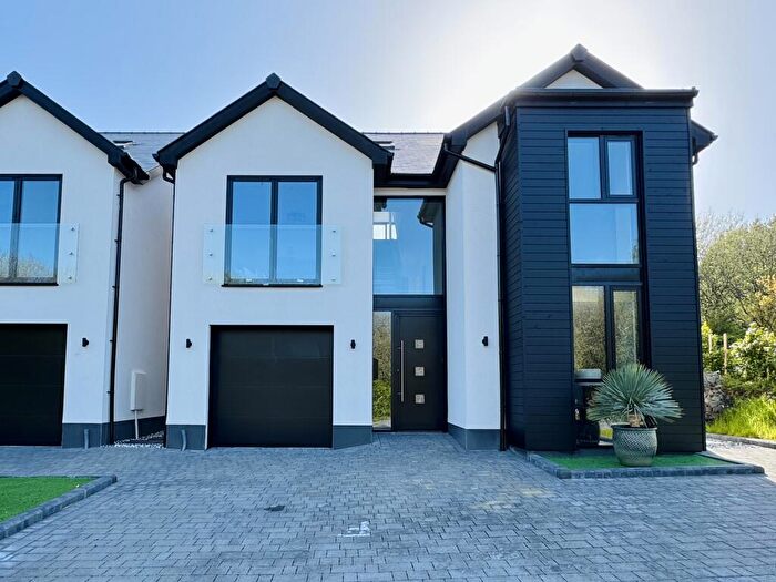 5 Bedroom House To Rent In Clos Y Gorlan, Foelgastell, SA14