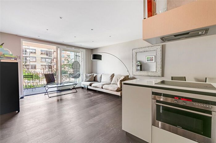 2 Bedroom Flat To Rent In Wenlock Building, Wharf Road, N1