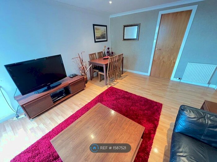 2 Bedroom Flat To Rent In Riverside Drive, Aberdeen, AB11