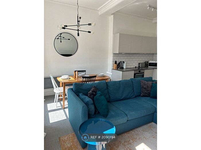 1 Bedroom Flat To Rent In Eastgate Row North, Chester, CH1