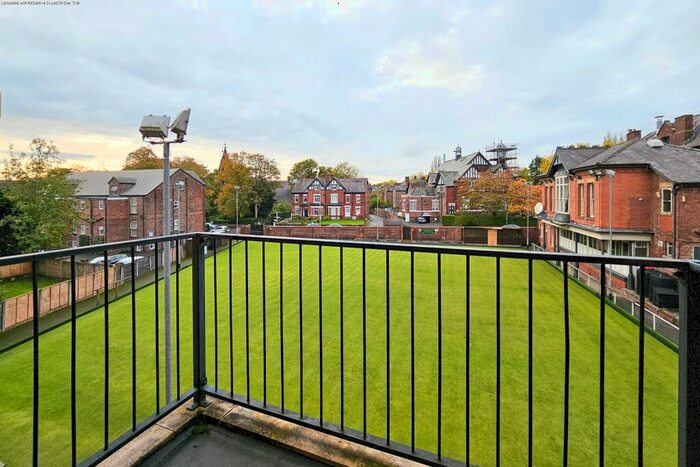 1 Bedroom Flat To Rent In Chorlton Height, Manchester, M21