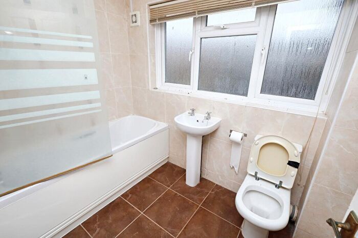 3 Bedroom Terraced House For Sale In Woodpiece Road, Upper Arncott, Bicester, Oxfordshire, OX25