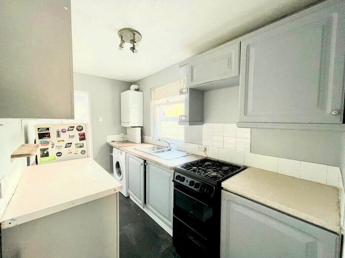 2 Bedroom Terraced House To Rent In Nelson Road, Gravesend, DA11