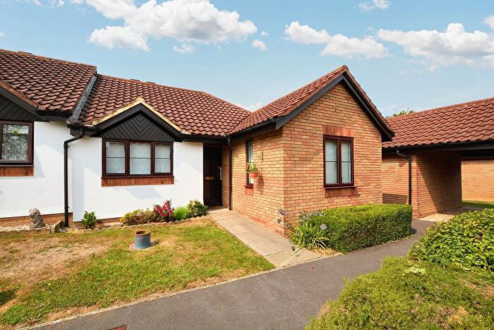 2 Bedroom Terraced Bungalow For Sale In Meridian Court, Ashford, TN23