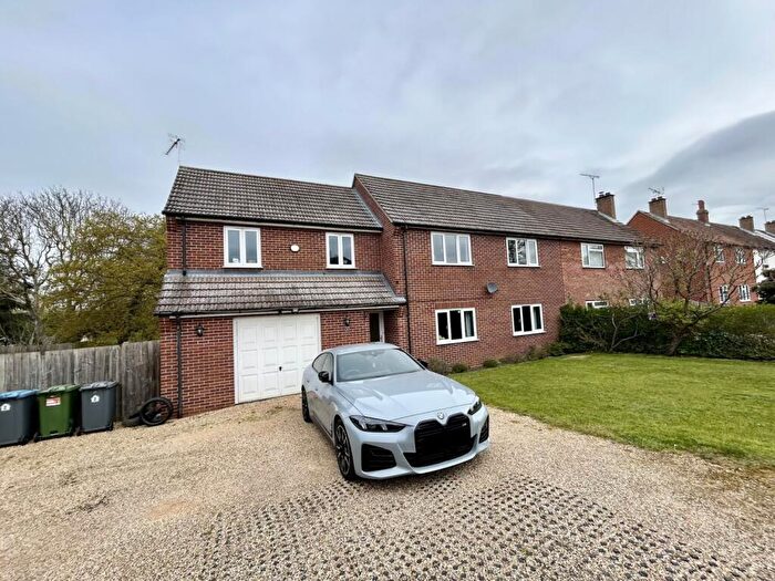 4 Bedroom Semi-Detached House To Rent In Keightley Way, Tuddenham, IP6