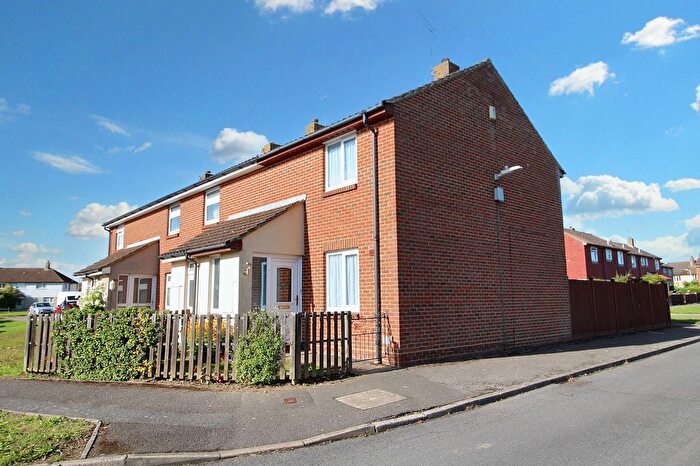 2 Bedroom Terraced House For Sale In Arcon Road, Ashford, TN23
