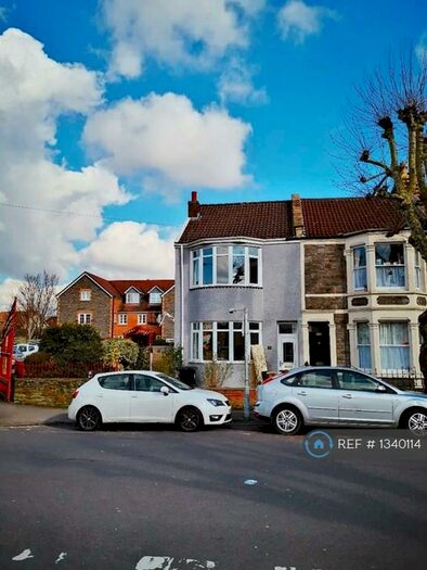 4 Bedroom End Of Terrace House To Rent In New Station Road, Bristol, BS16