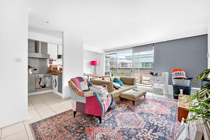 2 Bedroom Flat To Rent In Ice Wharf, New Wharf Road, N1