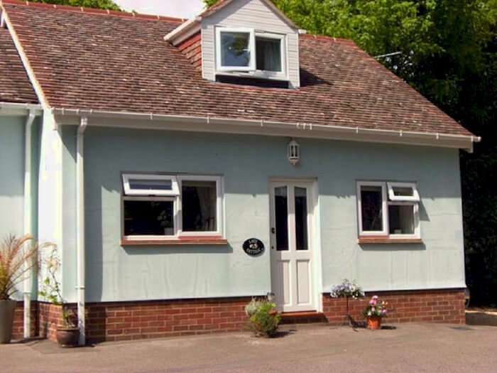 1 Bedroom Terraced House To Rent In Lower Buckland Road, Lymington, SO41