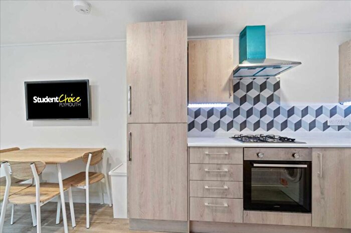 2 Bedroom Apartment To Rent In Clifton Place, Plymouth, PL4