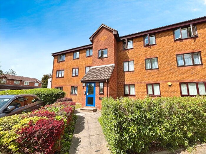 2 Bedroom Flat For Sale In Cumberland Place, London, SE6