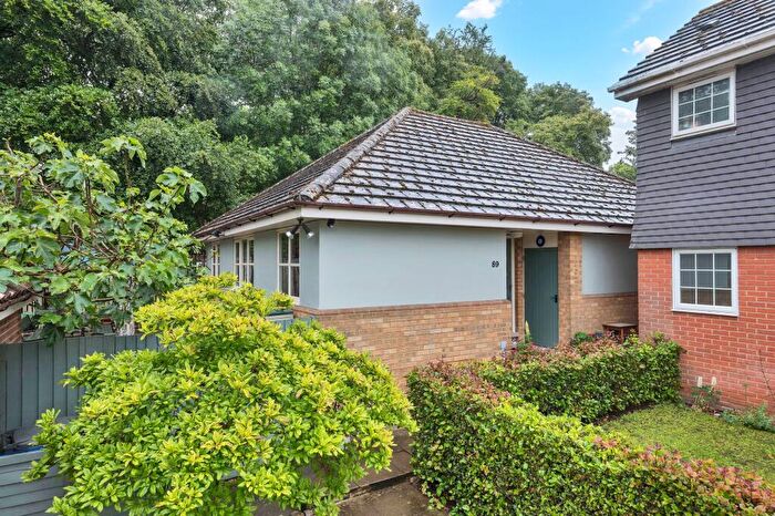 3 Bedroom Detached Bungalow For Sale In Barry Lynham Drive, Newmarket, CB8