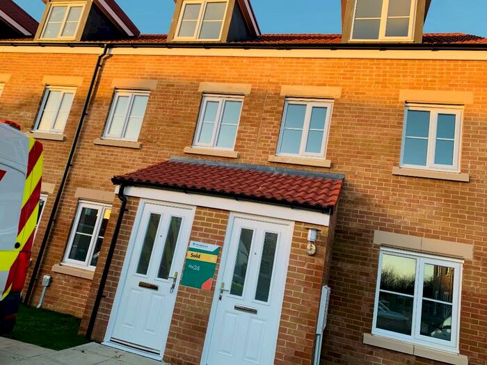 3 Bedroom Town House To Rent In Wordsall Close, Waddington, LN5