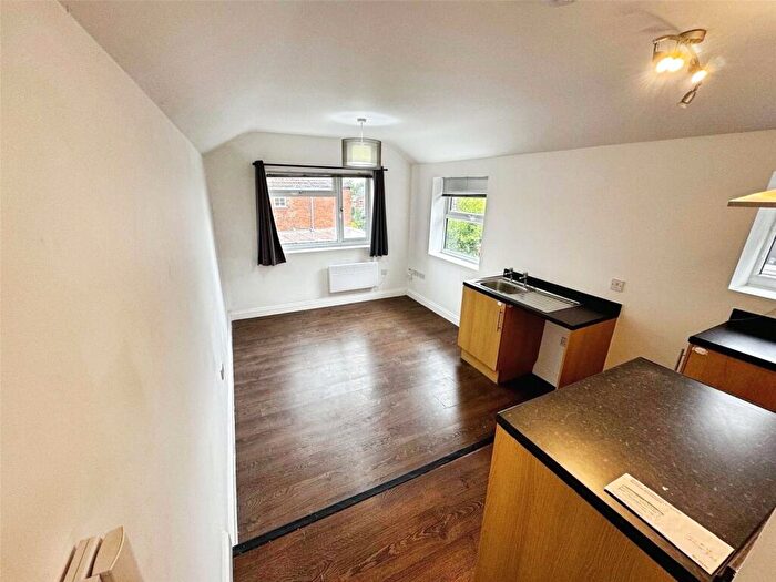 1 Bedroom Flat To Rent In St. Mary Street, Ilkeston, Derbyshire, DE7