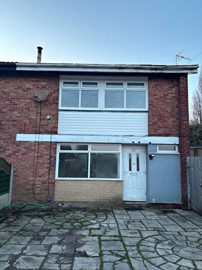 3 Bedroom Semi Detached House To Rent In Long Lane, Hindley Green, WN2