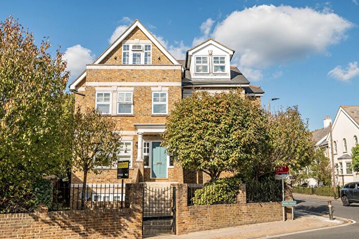 2 Bedroom Flat For Sale In Park Road, Bromley, BR1