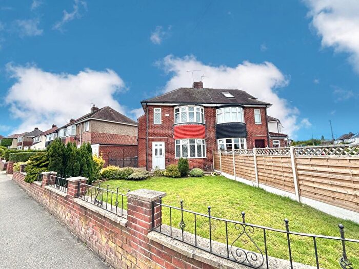 3 Bedroom House To Rent In Carter Hall Road, Charnock, Sheffield, S12