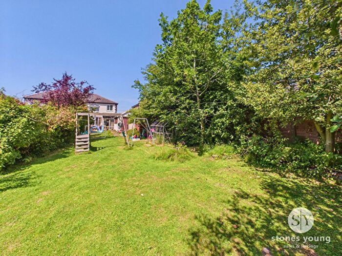 3 Bedroom Semi Detached House For Sale In Yew Tree Drive, Blackburn, BB2